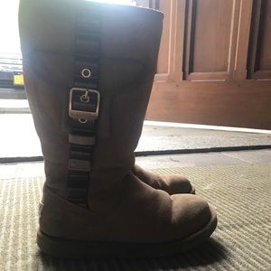 Ugg winter boots